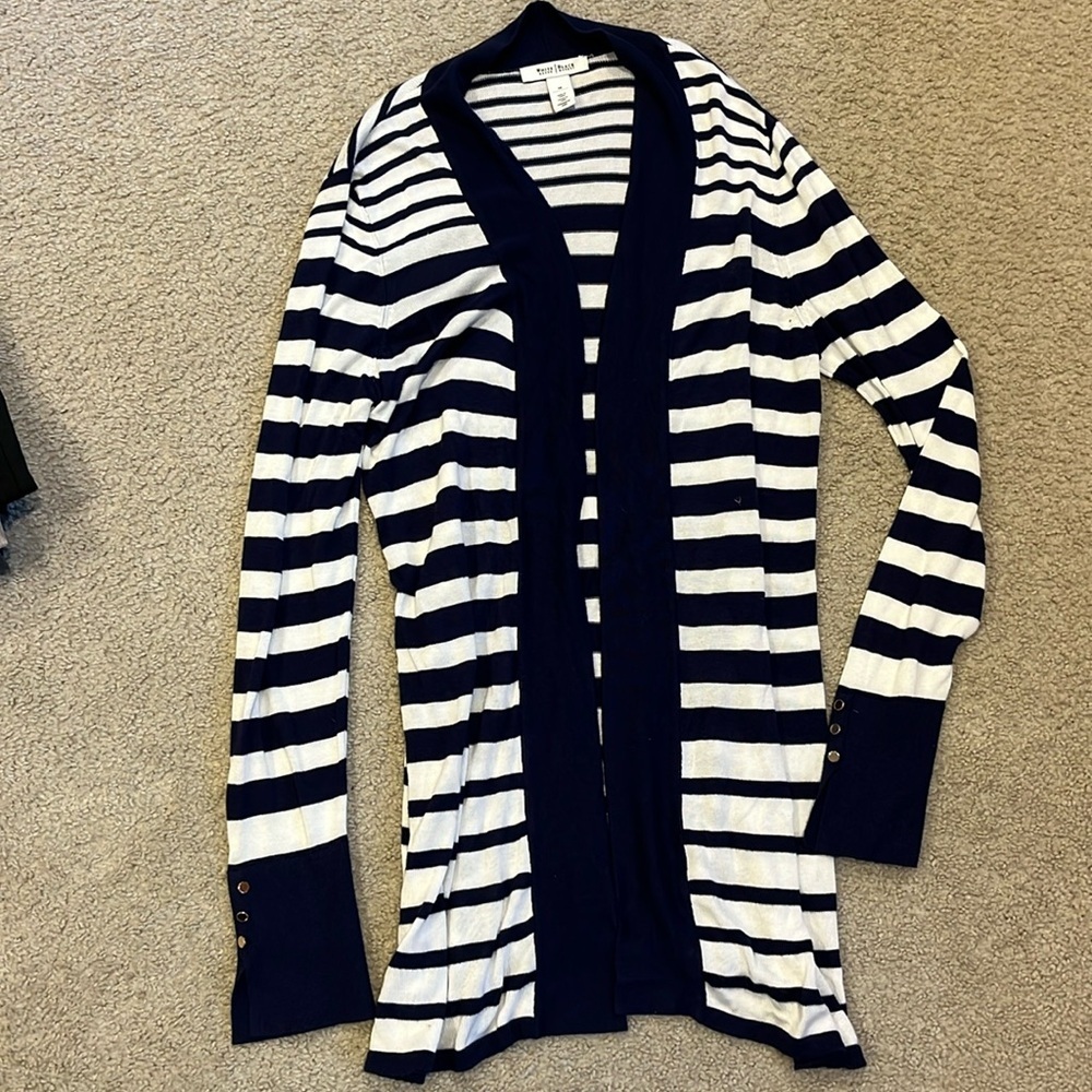 White House black market sweater - Picture 2 of 5